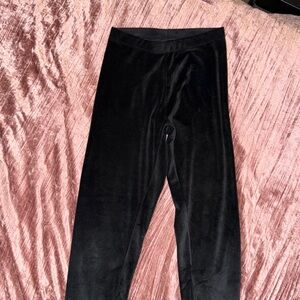 New York & Company women’s Black Velvet Leggings